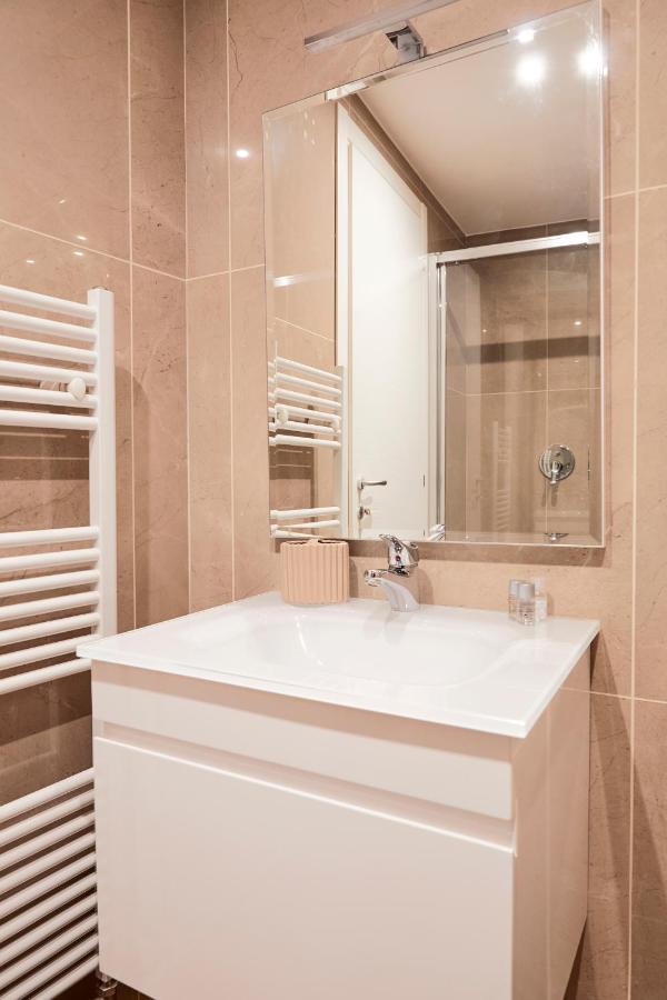 Prestige Boutique Homes - Duomo 2 Milan Exterior photo